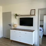 Sloneczna 18 *