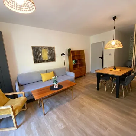 Sloneczna 18 ムジェジノ