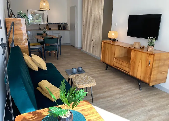 アパート Sloneczna 18 ムジェジノ