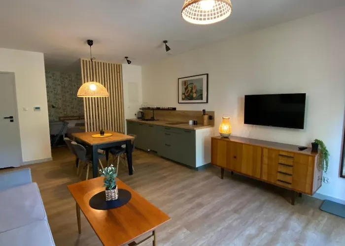 Sloneczna 18 アパート ムジェジノ